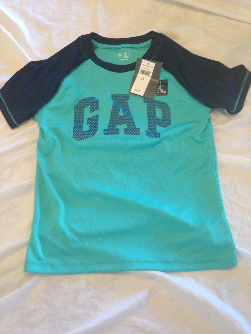 Boy's Gap Fit Shirt Small (6-7) Graphic T Shirt NWT